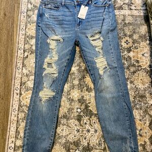 Judy Blue Distressed Blue Jeans NWT